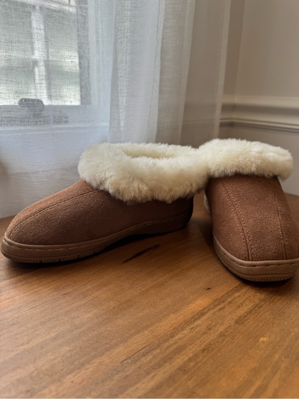 Red Wing shoes Shearling Slippers size 6 women’s NWOT